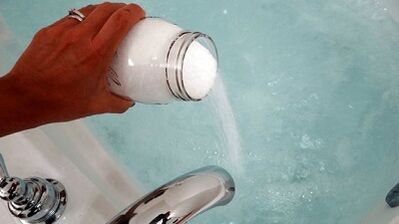 Bath szódával egy tag tagjának
